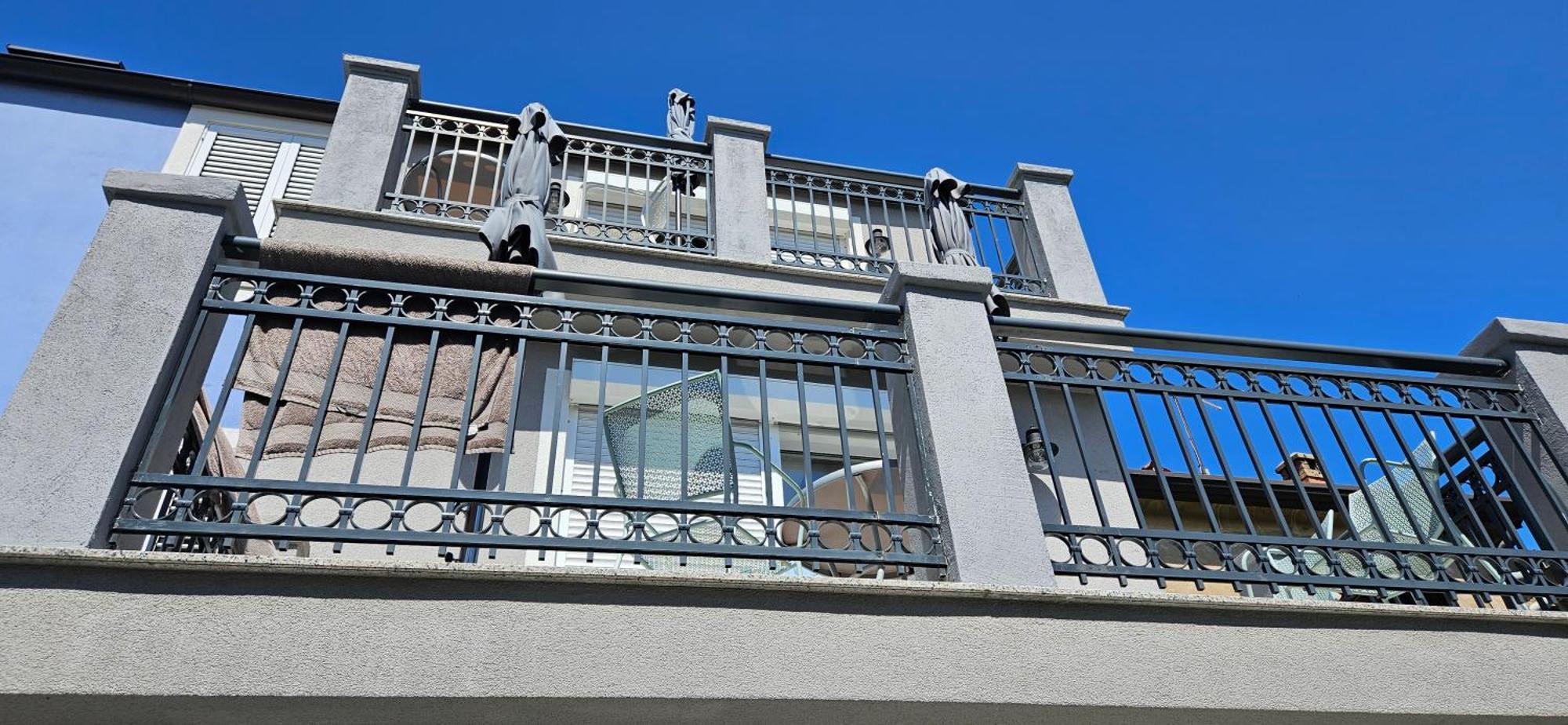 Apartments Laguna Gisela Изола Екстериор снимка